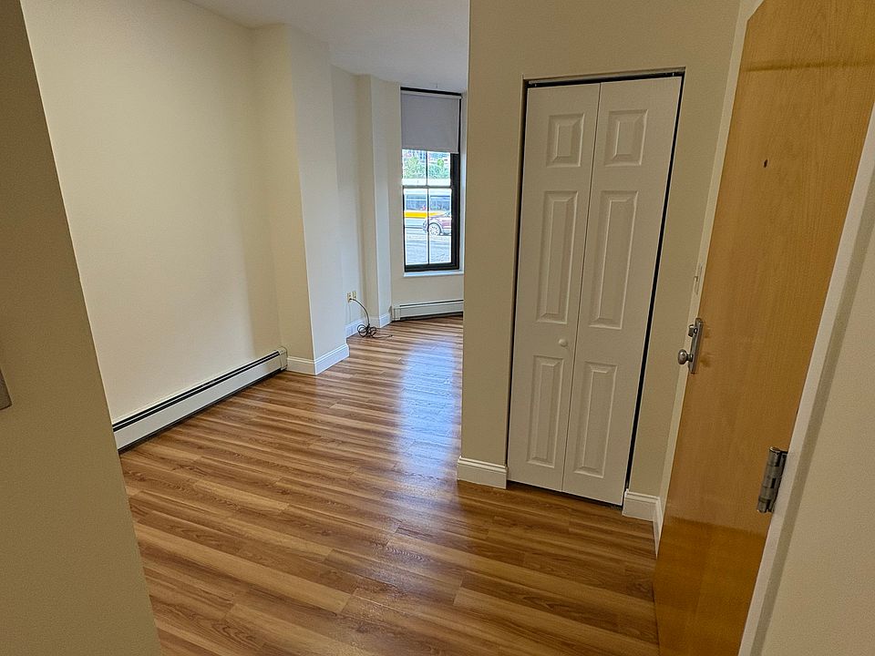 1st image of 395 Massachusetts Ave #7