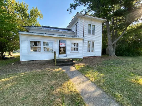 301 W Center St, Waldron, MI 49288