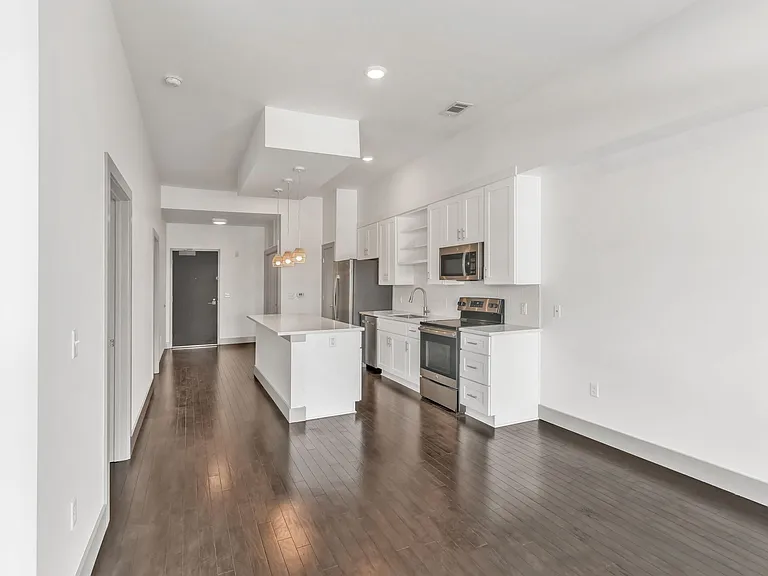 2407 8th Ave S #505 — Photo 15