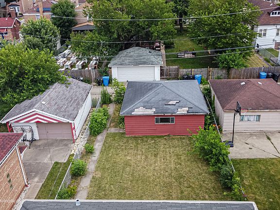 2nd image of 8433 S Wolcott Ave
