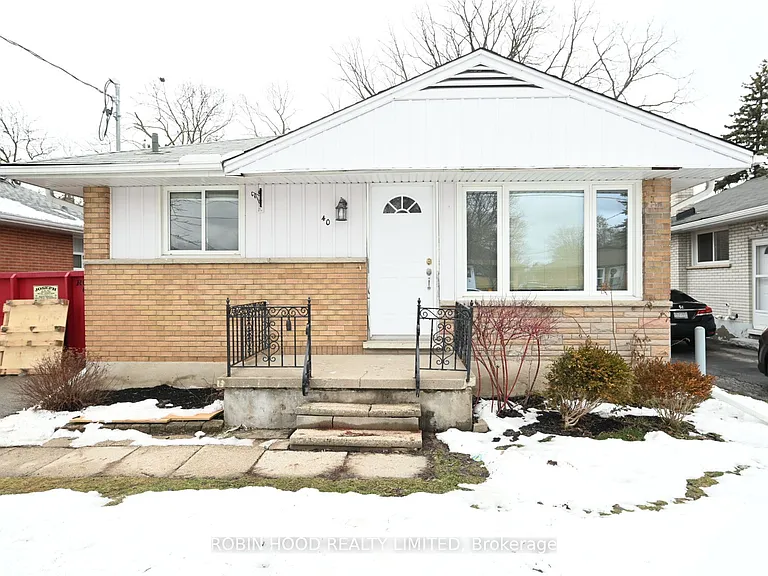 40 Winslow Dr #1 — Photo 2