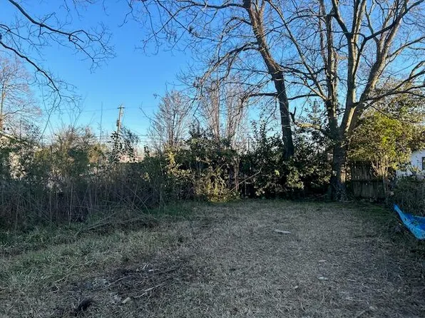 2007 Arbutus Ave, North Charleston, SC 29405