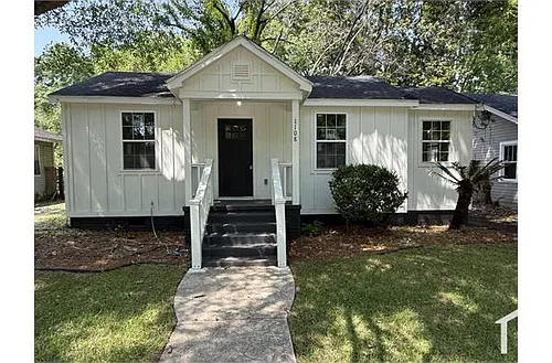 1108 Cottrell St Photo 1