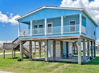 898 Crystal Beach Rd, Crystal Beach, TX 77650