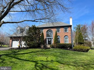 9 Periwinkle Pl, Newtown, PA 18940