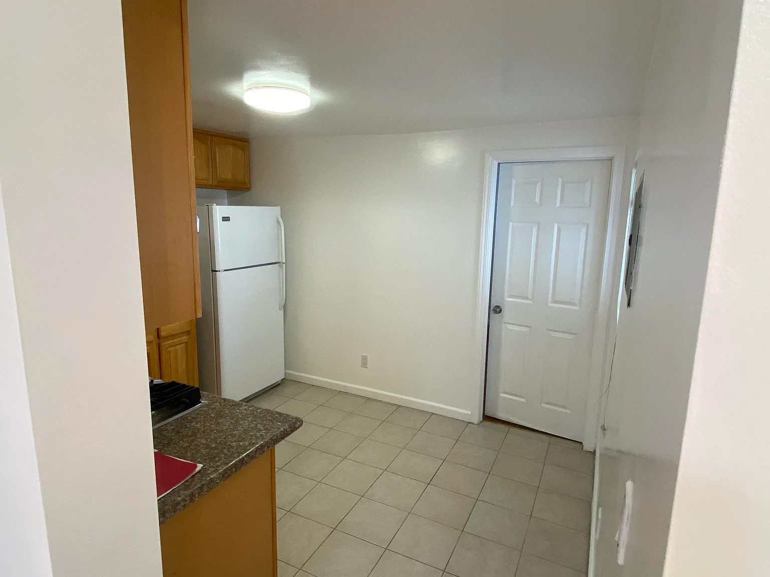 2 bed, 500 sqft, $2,000 — Photo 3