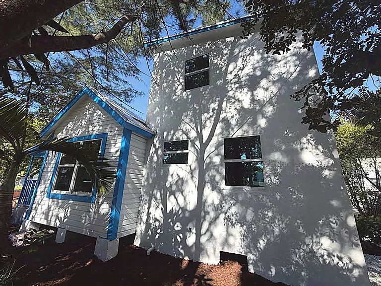 3603 Charles Ave — Photo 6