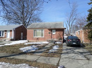 241 Deering St, Garden City, MI 48135