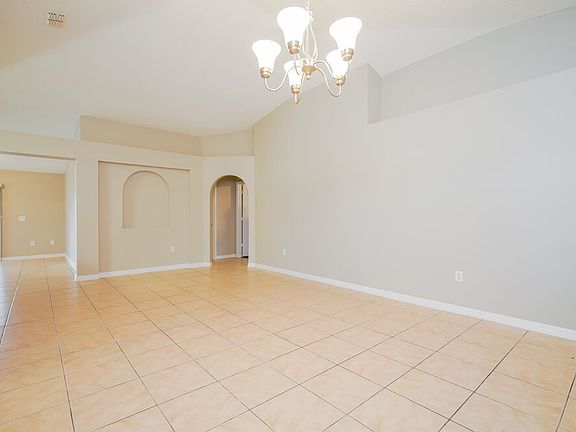 4th image of 2338 Andrews Valley Dr