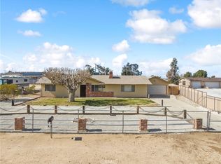 18565 Vine Ct, Hesperia, CA 92345
