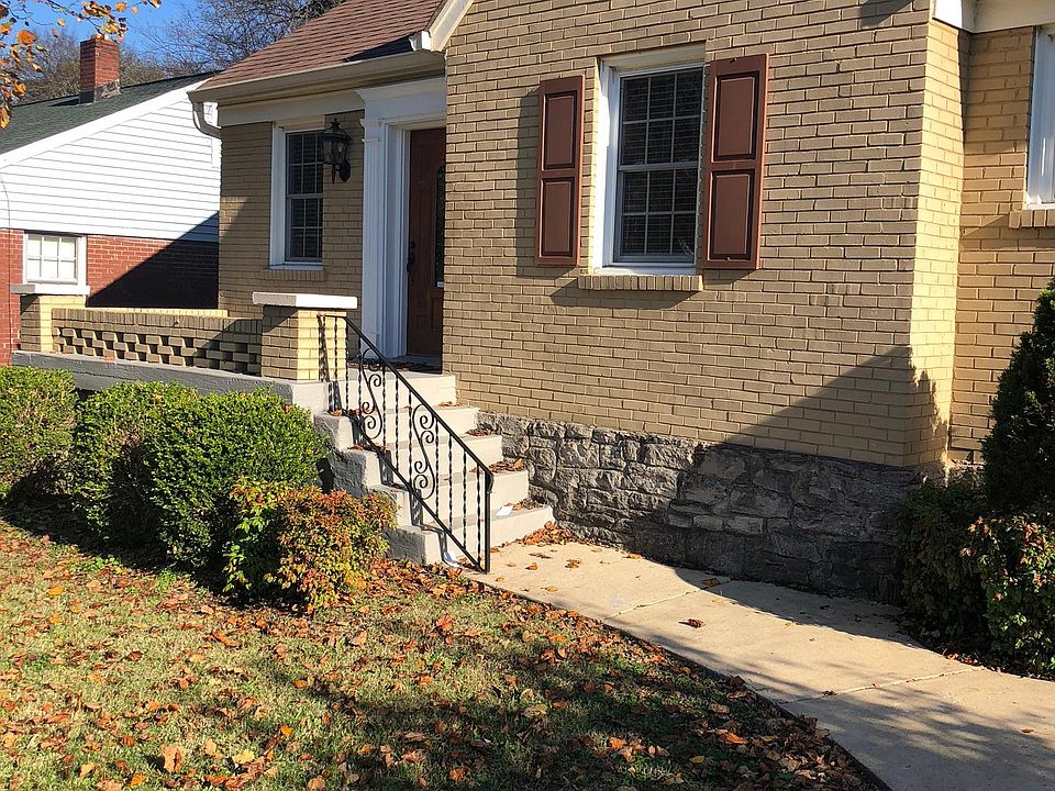 Great curb appeal!