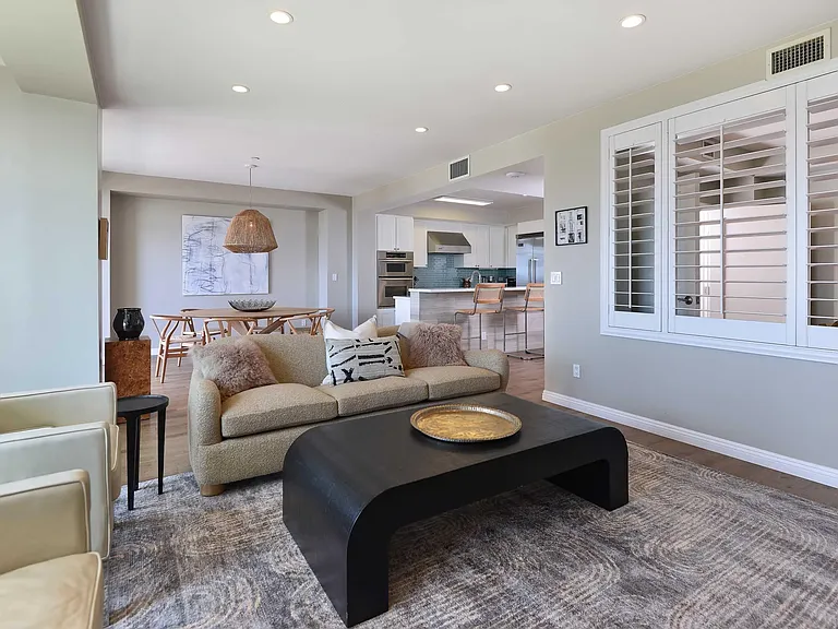5430 La Jolla Blvd #C202 — Photo 6