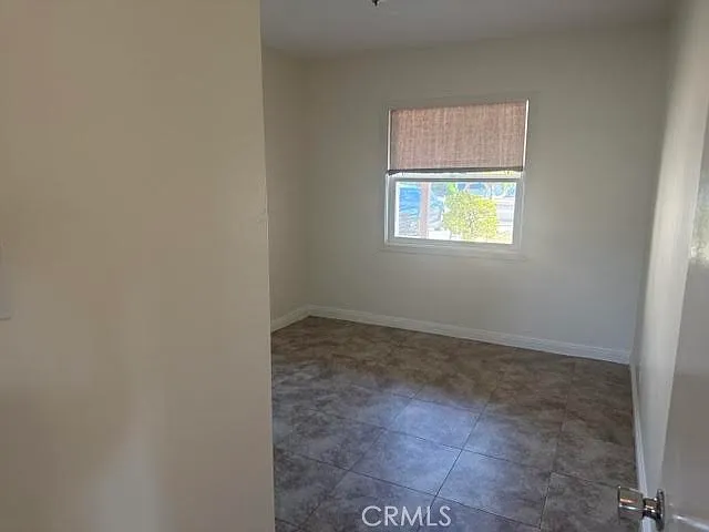 2563 W Crescent Ave — Photo 6