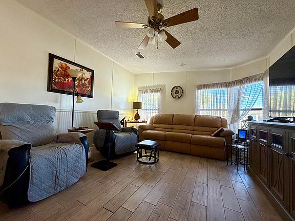 5th image of 13975 Clavell Avenue