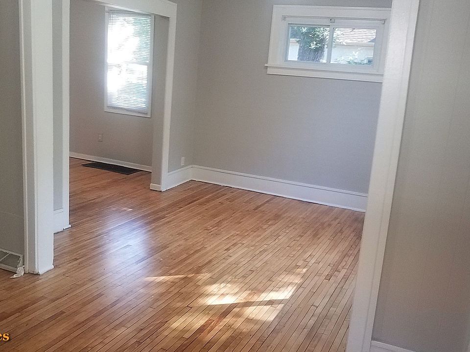 1st image of 3510 Oliver Ave N