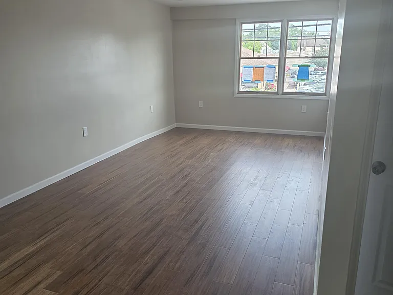 2641 Broadway #2 — Photo 7