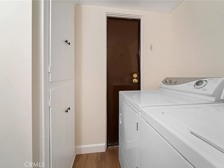 3230 Wrightwood Studio Ctr — Photo 18
