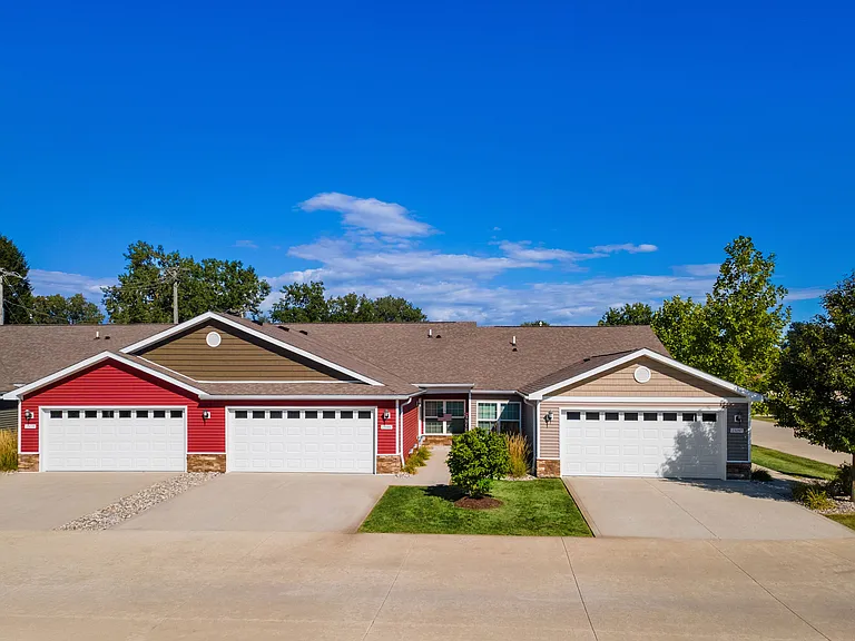 Redwood Brownstown West Road South — Photo 4