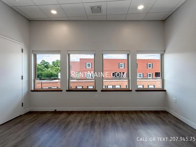 99 Franklin St #403 — Photo 9