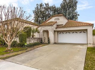 14 Falcon Ridge Dr, Pomona, CA 91766
