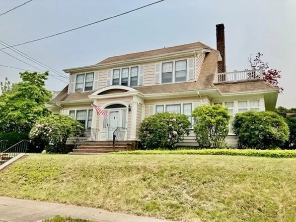 509 Madison St, Fall River, MA 02720