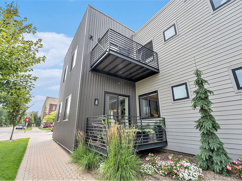 110 Central Ave Holland MI Zillow