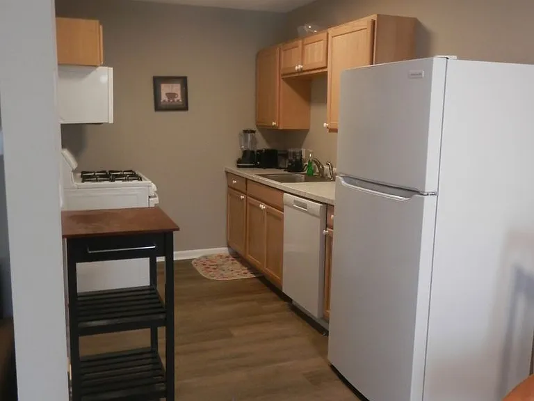 213 N Ann St — Photo 5