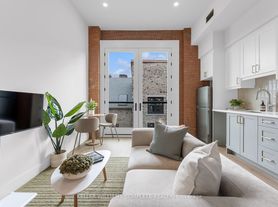 56 York Blvd