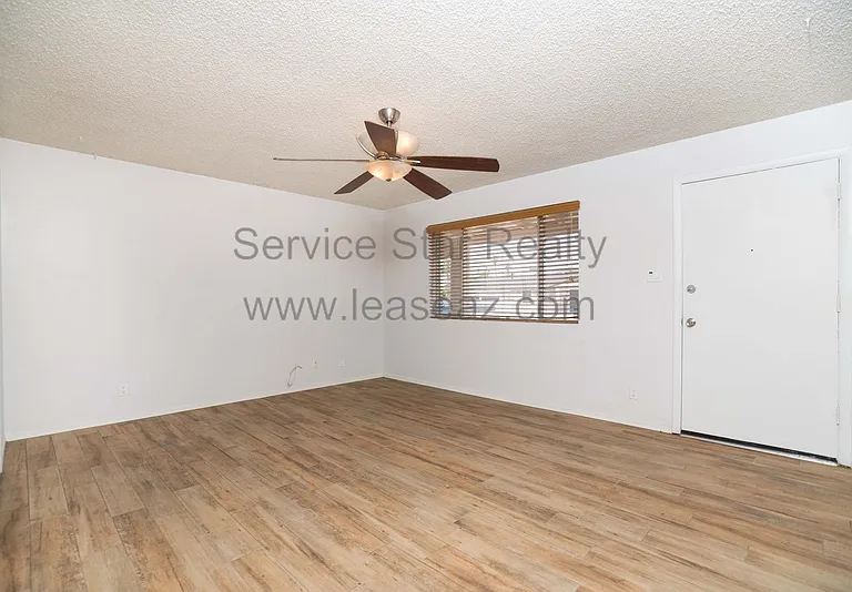 1705 N Camellia St — Photo 4