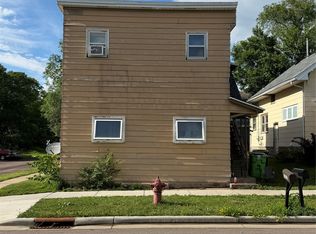 1202 Omaha St #2, Eau Claire, WI 54703