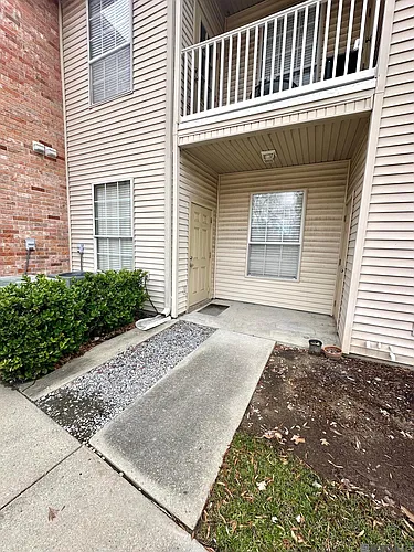 900 Dean Lee Dr Photo 1