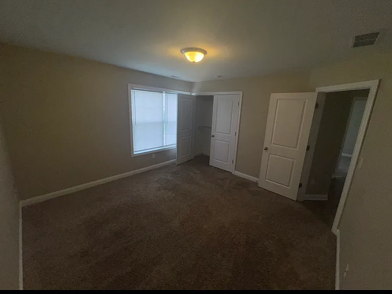 114 Stephen Dr — Photo 39
