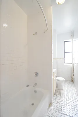 Rented by Skyward | media 27