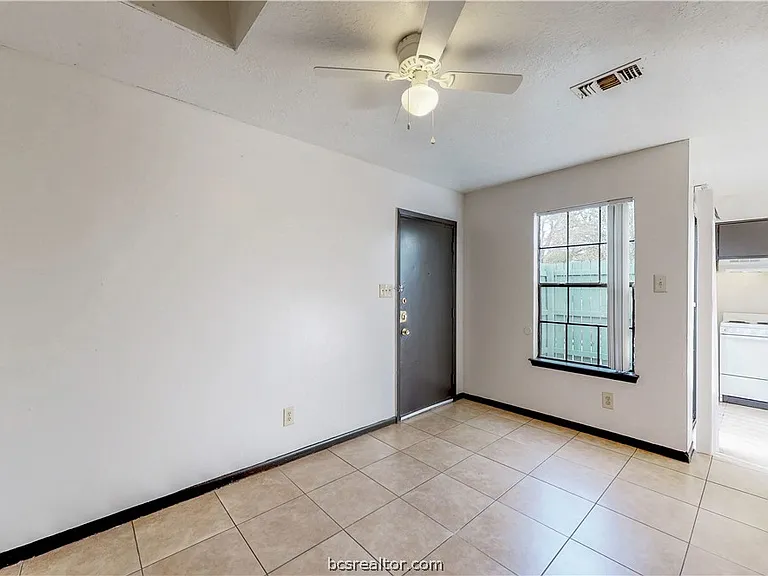 725 Peppertree Dr #22 — Photo 27