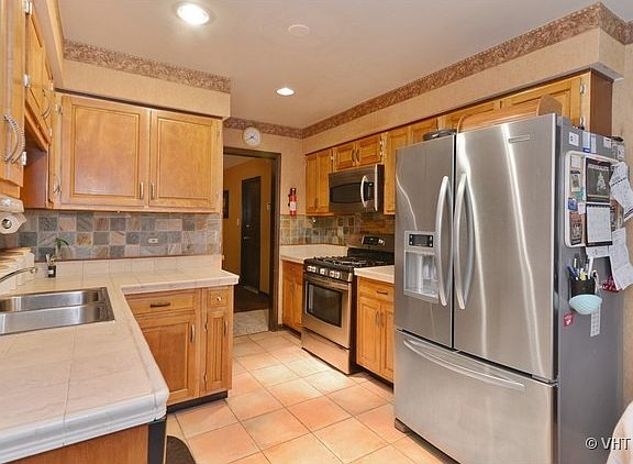 4th image of 1214 Heather Hill Cres