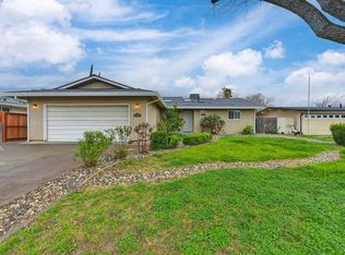2672 Los Amigos Dr, Rancho Cordova, CA 95670