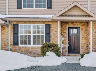 865 Gregs Dr, Harrisburg, PA 17111