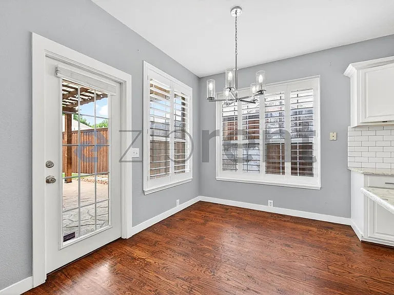 10604 Ambergate Ln — Photo 12