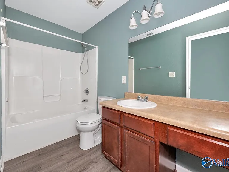 3571 Avalon Lake Dr — Photo 14