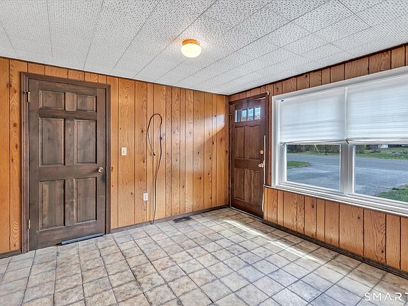 4th image of 3850 Old Town Road