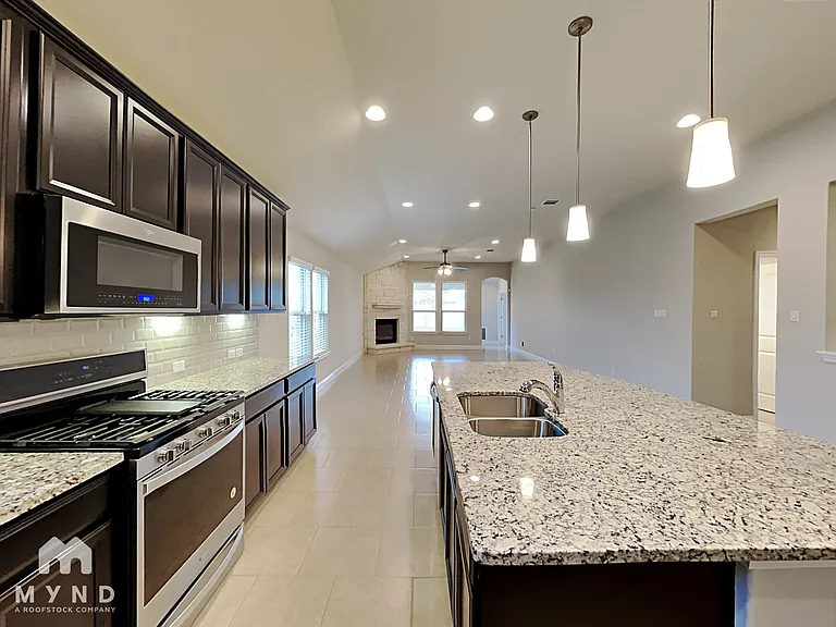 3367 De Coronado Trl — Photo 7