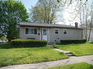 9001 Carol Ann Dr, Sturtevant, WI 53177