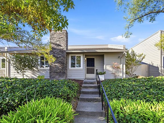 2nd image of 2245 Knolls Hills Circle