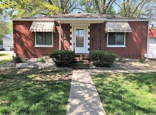 607 Madison St, Kane, IL 62054
