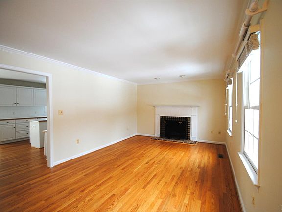 2nd image of 144 Howard Dr