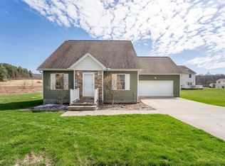 92 Kylie St, Reedsville, WV 26547