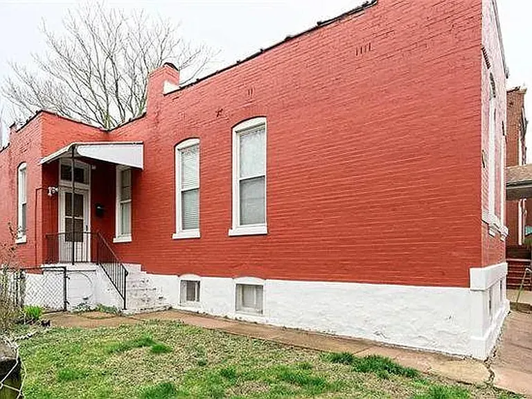 4715 Nebraska Ave — Photo 2