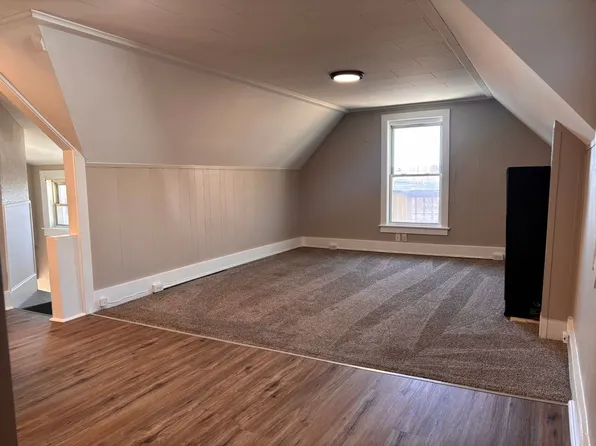 24 Baldwin St, Laconia, NH 03246