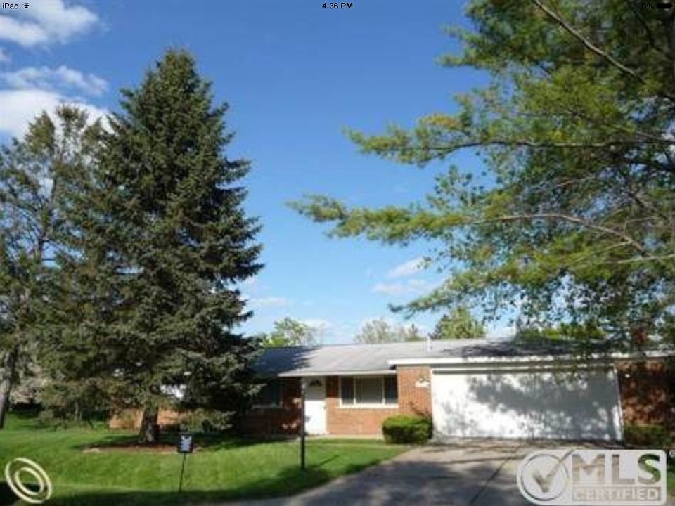 1st image of 41911 Quince Dr