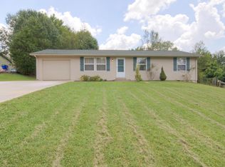 7406 Pinto Ln, Corryton, TN 37721